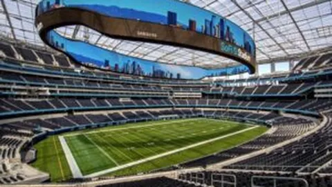 鲍威尔膝伤加剧为髌腱炎，连续三场赛事缺席，情况堪忧。