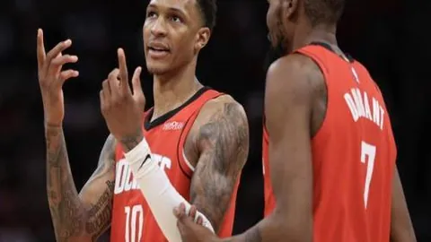 朱婷旧伤复发痛哭场边，手腕问题成赛场一大憾事。